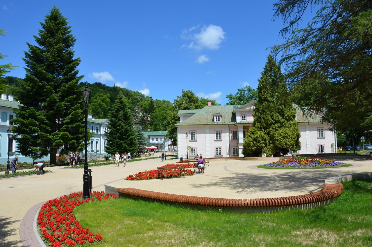 Pod Jodla Hotel Iwonicz-Zdrój Exterior foto