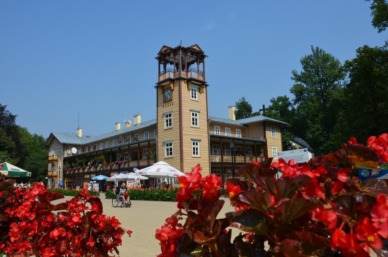 Pod Jodla Hotel Iwonicz-Zdrój Exterior foto